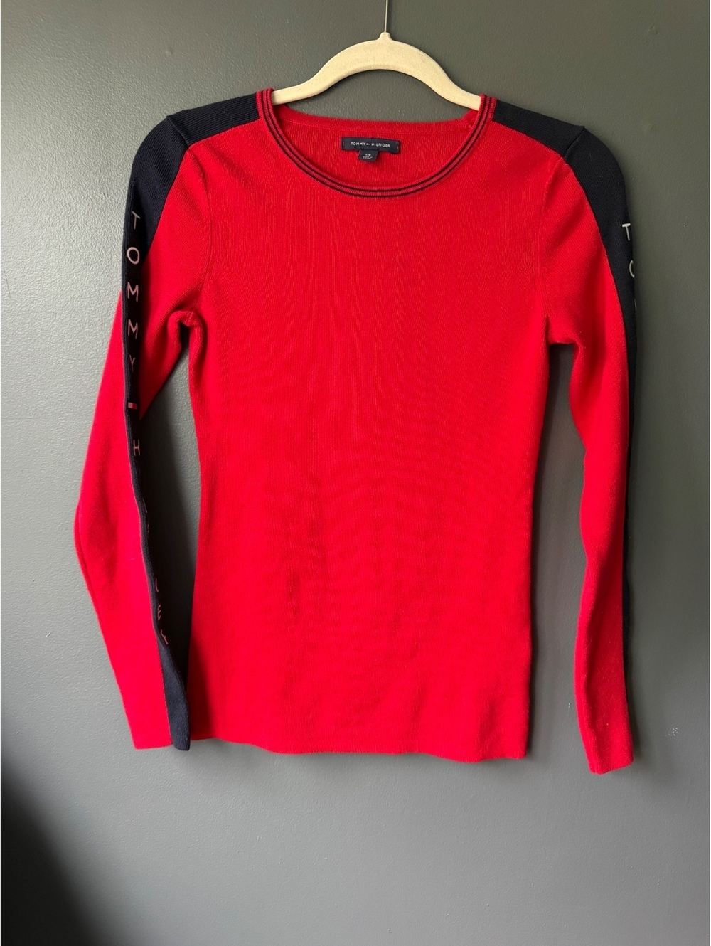 Tommy Hilfiger Red and Navy Long Sleeve Pullover Sweater Size S